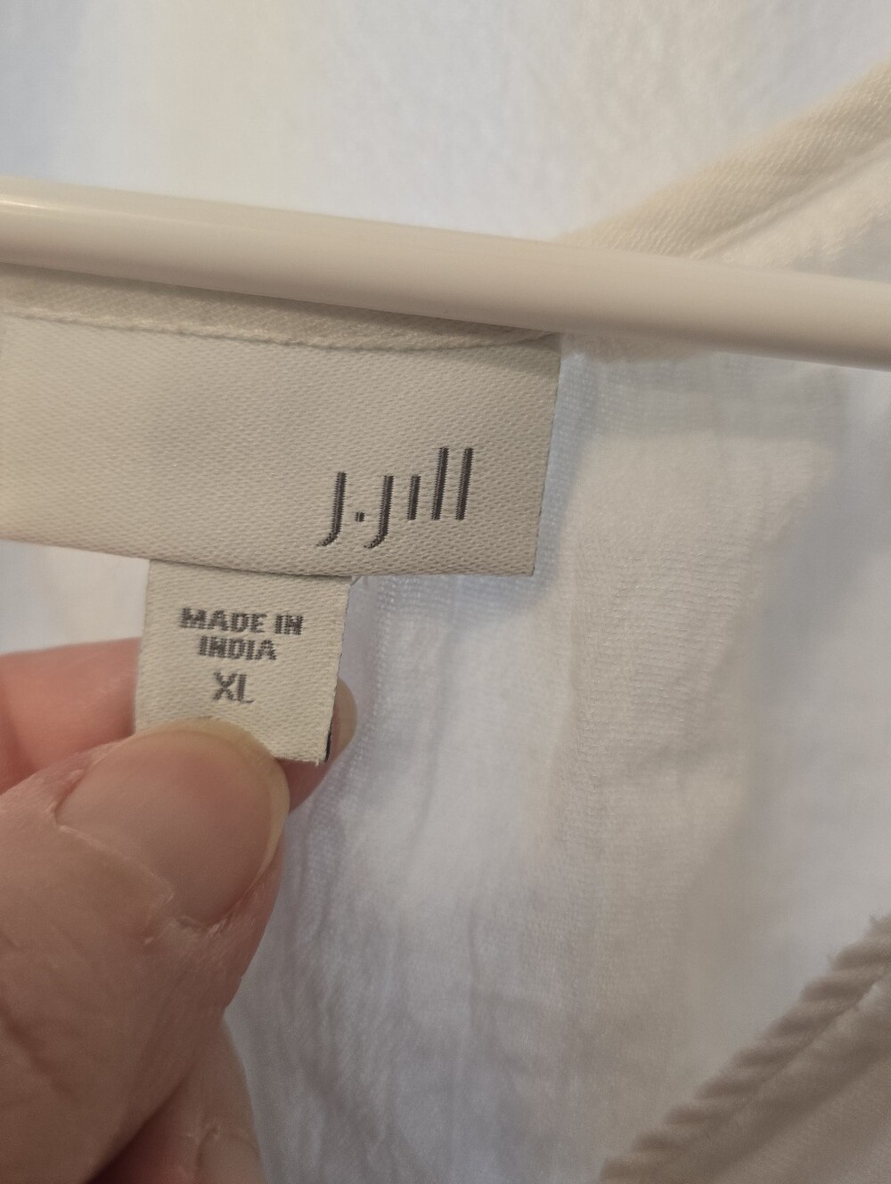 J Jill Boho Embroidered V-Neck Peasant Top in White with Red Stitching Size Xl - Picture 7 of 10
